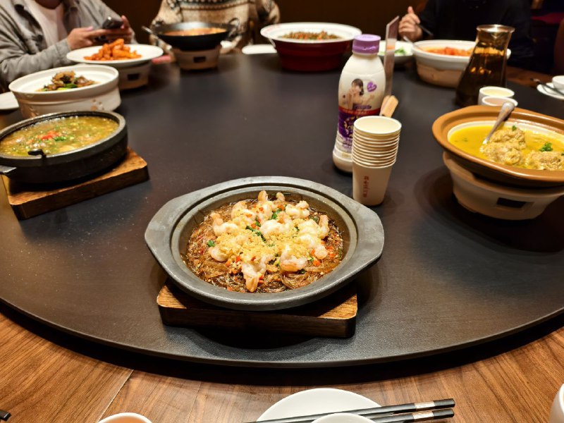 今天团建，第一次吃鸡毛店